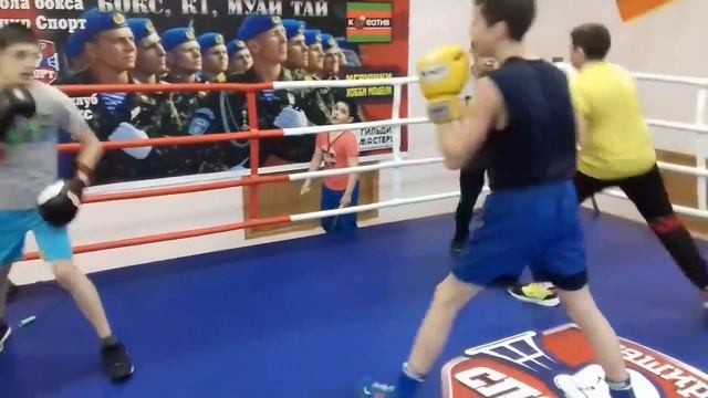 Артур Мартиросян тренировка смотреть онлайн