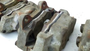 Тормозной суппорт москвич 2140 газ 2410 кгб газ 3102 ранняя