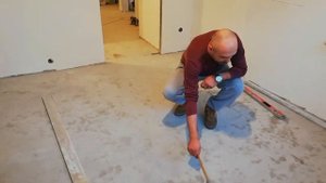 Как принимать стяжку пола