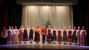 Детский "образцовый" фольклорный ансамбль "Вьюночек", номер "Вятская Синтетюриха"