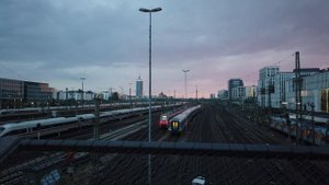 Поезда в Германии. Главный вокзал Мюнхена. DeutscheBahn, Regio DB, Meridian, S-Bahn