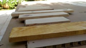 DIY. Как сделать вешалку для одежды своими руками. Оригинальная, стильная вешалка. Минимум затрат.