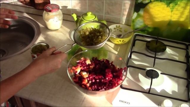 Винегрет без капусты, очень, очень вкусный.