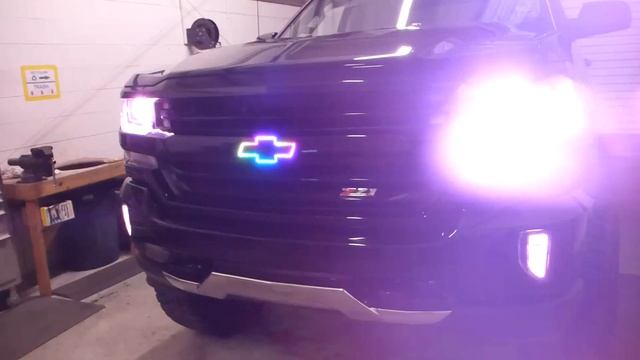 Chevy Silverado 1500 Z71 Custom Ghost Flow Bowtie Emblem смотреть онлайн