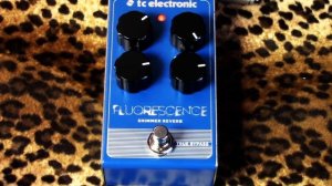 TC Electronic FLUORESCENCE Shimmer Reverb pedal of galactic Utopia