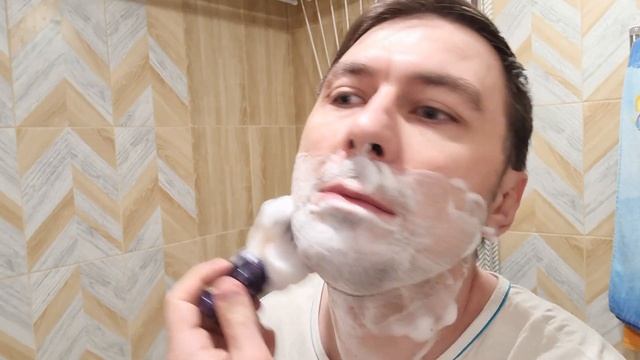 Мыло для бритья Mitchell's Wool Fat обзор, классическое твердое мыло с ланолином смотреть онлайн