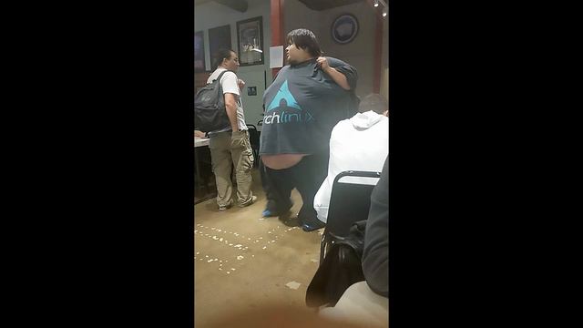 трек для скуфов смотреть онлайн