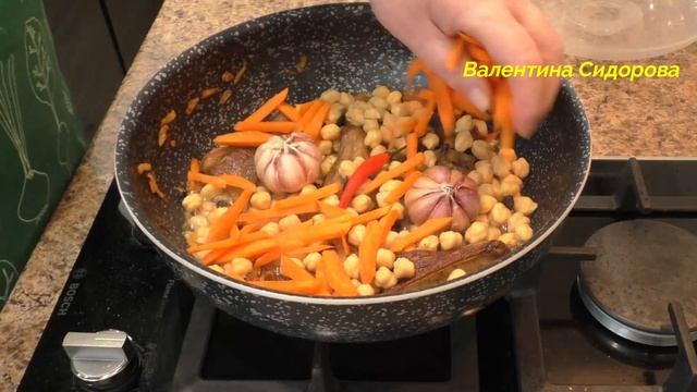 Рассыпчатый плов с ребрышками и горохом нут по-узбекски сколько не приготовь всегда мало!