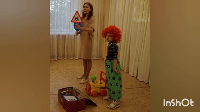 Песня о педагогах Екатеринбурга! Автор музыки: Н.В.Соловьева, автор  слов: М.П.Власова смотреть онлайн