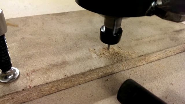 Первая фрезеровка по дереву на самодельном ЧПУ станке смотреть онлайн