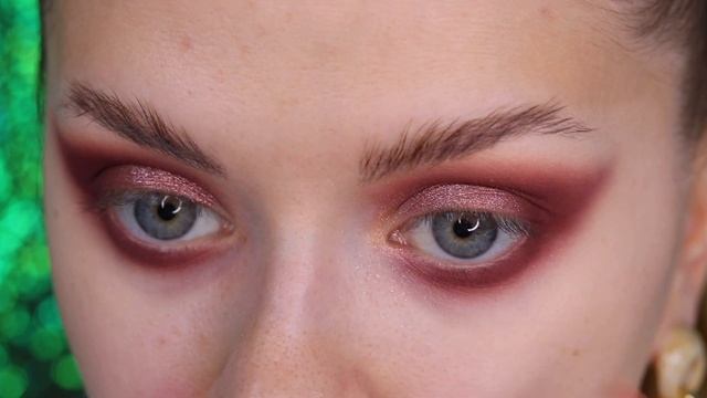 PAT MCGRATH LABS MOTHERSHIP VIII: DIVINE ROSE II / Первое знакомство ? смотреть онлайн