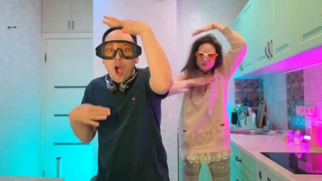 Mechanical family | robot dance | танец робота смотреть онлайн