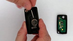 Peugeot Partner 3 Button Van Flip Key - A simple guide on how to change the battery - CR1620
