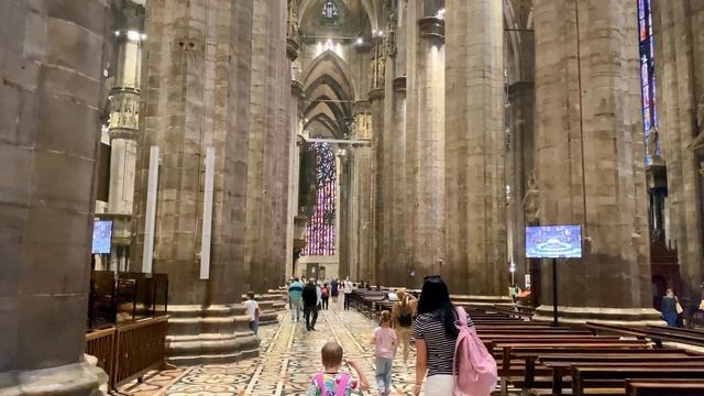 Один день в Милане???Italy. Миланский собор??? смотреть онлайн