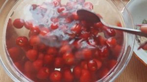 Как избавиться от червячков в ягодах черешни. Просто и легко.