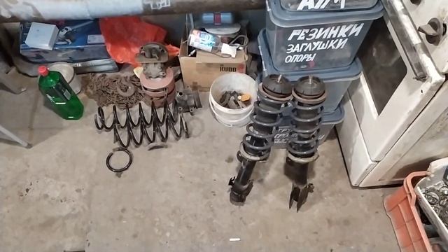 Suzuki Hustler установка усиленных пружин от Mazda Demio C4Z-42062H смотреть онлайн