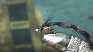 Навозная МУХА-Убийца ХАРИУСА на ИЮНЬ!/Таежные,Лесные РЕКИ.