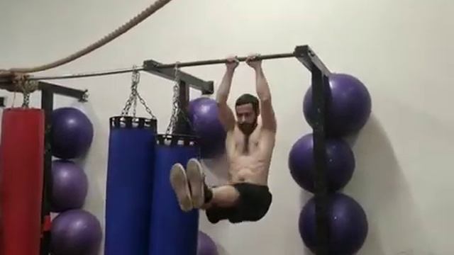 подтягивание в уголке и до пояса смотреть онлайн