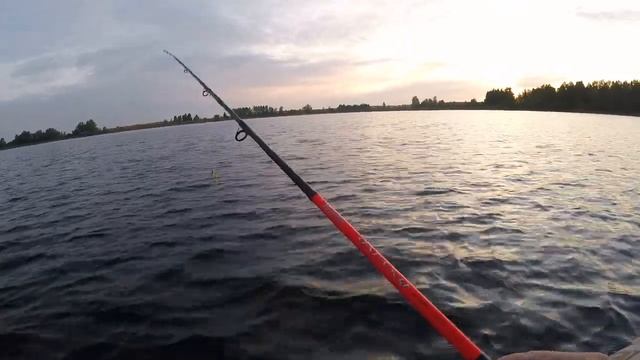 РЫБАЛКА НА ВЕРХНЕУРАЛЬСКОМ ВОДОХРАНИЛИЩЕ НА ОКУНЯ смотреть онлайн