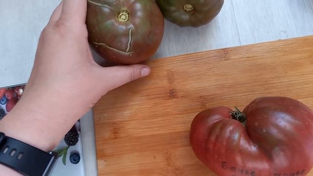 Томат бычье сердце: оранжевое, черное, классическое. Сравнение 3 сортов Бычье сердце смотреть онлайн