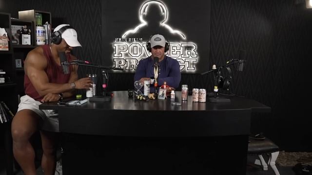 What Changes Should You Expect After Years of Working Out? смотреть онлайн