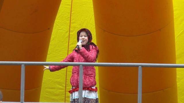 Дуняша. "Гармонь моя!" смотреть онлайн