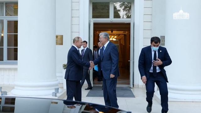 Завершилась встреча Владимира Путина и президента Казахстана Касым-Жомарта Токаева