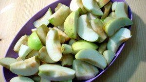 Яблочный компот с корицей