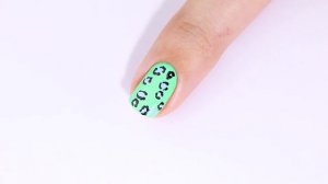 ? Неоновый леопардовый маникюр без кисточек! | Cheetah/leopard nails DIY tutorial (no brushes!)