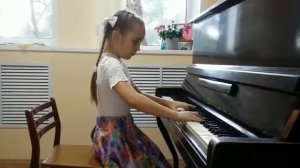 Фортепиано  Немецкая песенка исполняет Виктория Ковалева