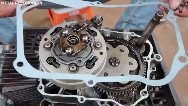 Восстановление старого мотоцикла из 1970 х  Old Soviet Motorcycle Full Restoration