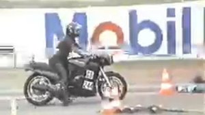 Kawasaki GPZ 900R vs. Suzuki Katana 1100