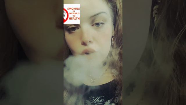 USA girls smoking 🚬 🚭 attitude Queen #smoker #smoking #viral #video ##enjoy #smokingstatus смотреть онлайн