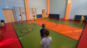 Футбольные упражнения дети U5-U6