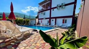 & Приглашаем  Гостей для Комфортного Отдыха в Гостевом доме  *Радуга*