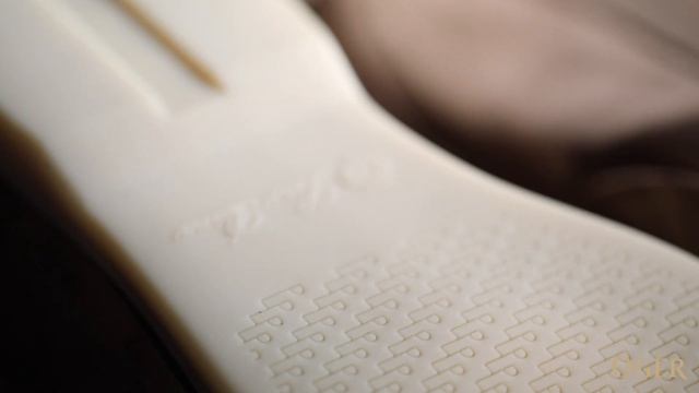 Loro Piana 'Open Walk' смотреть онлайн