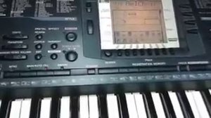 YAMAHA PSR 530