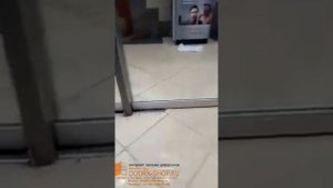 Монтаж фурнитуры для маятниковых дверей