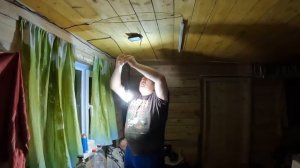 Жизнь в тайге у реки в избушке в -40! Зимняя рыбалка! #жизньвлесу