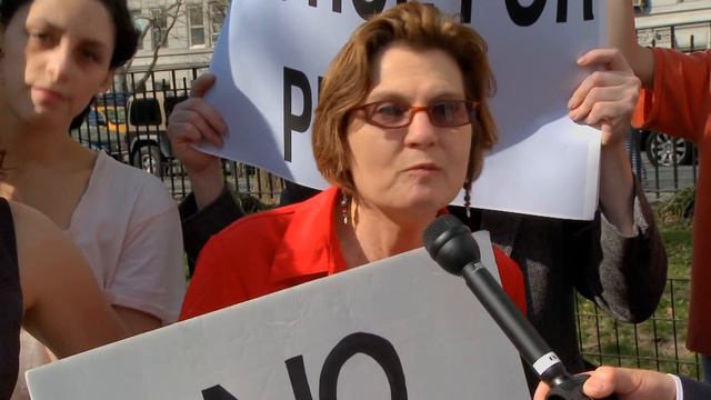 Pluto: The Little Planet That Couldn't смотреть онлайн