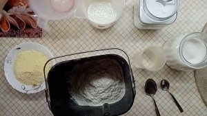Кукурузный хлеб в хлебопечке.
