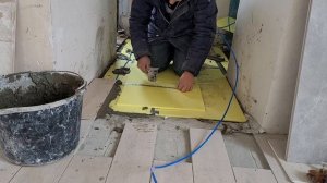 Монтаж кабеля тёплого пола под плитку.