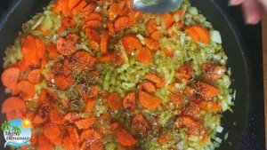 Курица в винном соусе . Очень просто и вкусно!