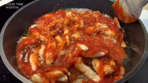 Куриное филе в томатном соусе с луком. Самый простой и вкусный рецепт из куриного филе