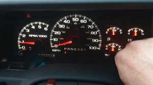 Панель приборов .Chevrolet Tahoe ( GMT 400  ). Dashboard GMT400.