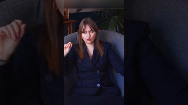 Камон, милая, он пришел к тебе только за одним ?