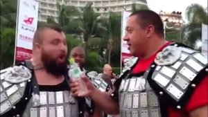 МИХАИЛ КОКЛЯЕВ БЕРЁТ ИНТЕРВЬЮ У EDDIE HALL. САМЫЙ СИЛЬНЫЙ ЧЕЛОВЕК 2013