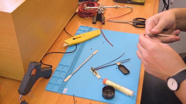 Как сделать БЛЮТУЗ КОЛОНКУ своими руками за 300р. из колонок для компьютера. смотреть онлайн