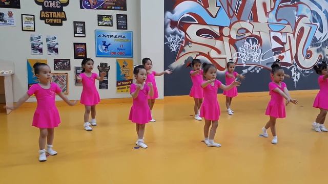 Казахский танец смотреть онлайн