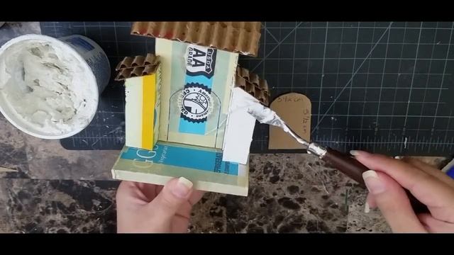 Porton hecho con carton/Gate made of cardboard/ворота из картона/portão de papelão/portail en carto смотреть онлайн
